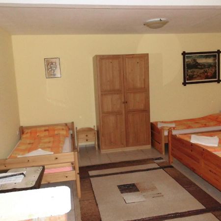 Fenyves Apartman Sárospatak Εξωτερικό φωτογραφία